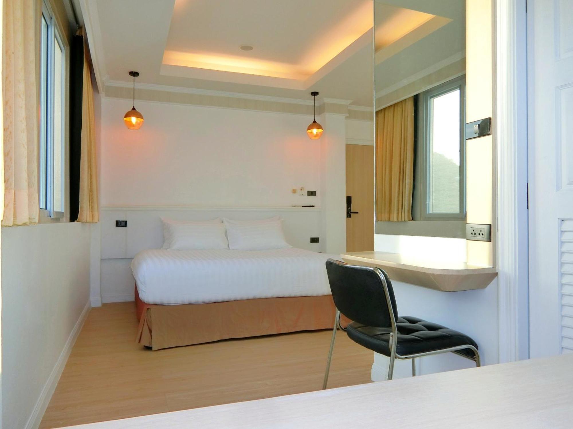 Sira Boutique Residence - Newly Renovated Patong Exterior photo