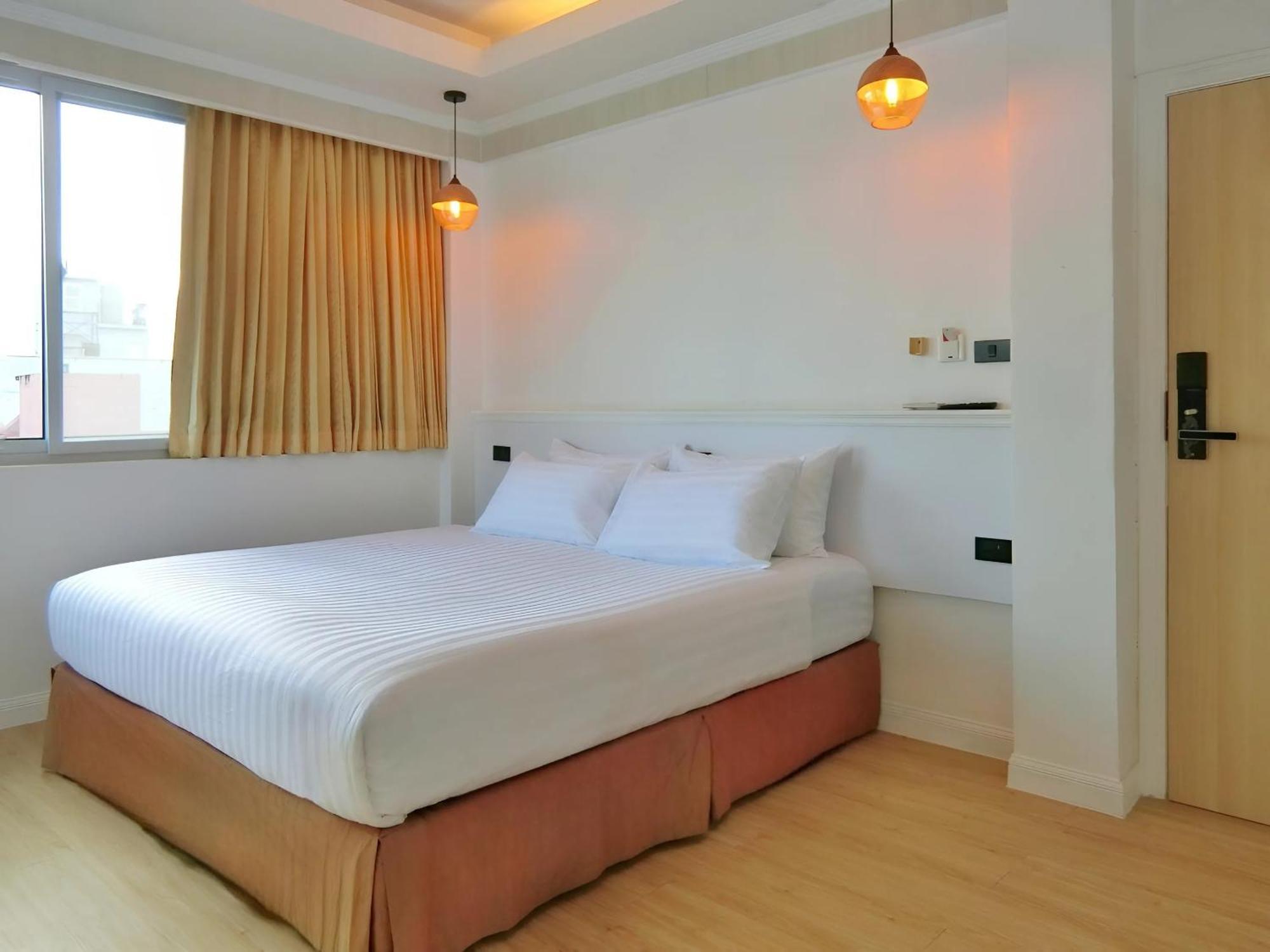 Sira Boutique Residence - Newly Renovated Patong Exterior photo