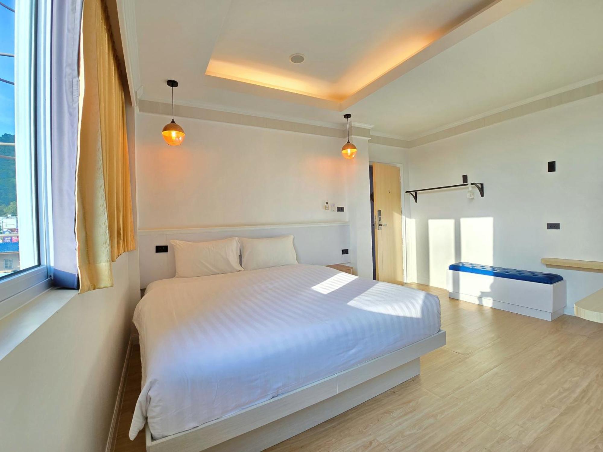 Sira Boutique Residence - Newly Renovated Patong Exterior photo